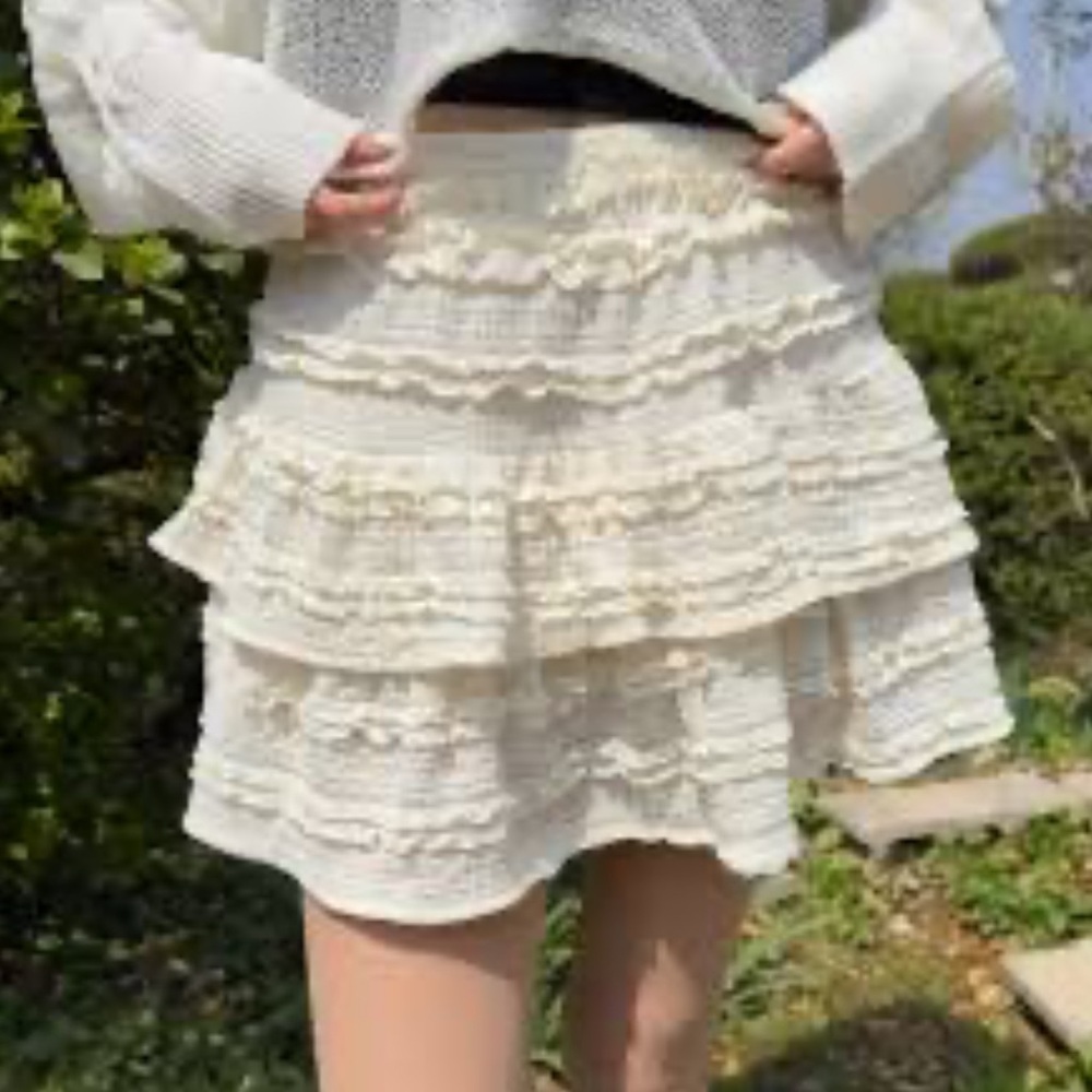 Leifsdottir (Anthropologie) Doily/Lace Mini Skirt